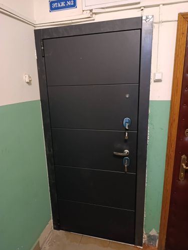 Установка входной двери весом до 95 кг