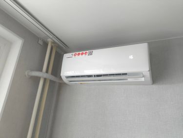 Установка сплит системы 7-9 kBTU (одноэтапный монтаж)