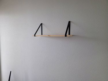 Навеска полки