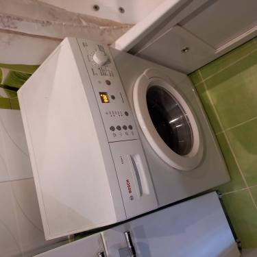 Извлечен неисправный нагревательный элемент, установлен новый, проверена работоспособность устройства, проведено тестирование, подтверждена корректная работа, завершена сборка.