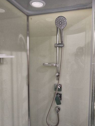 Демонтаж акриловой/стальной ванны Демонтаж смесителя