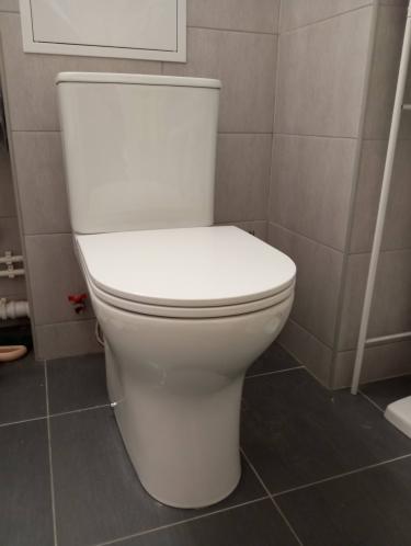 Установка напольного унитаза