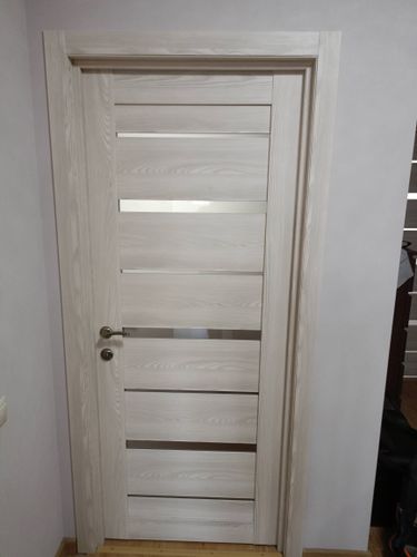 Стяжка дверей по периметру+демонтаж , монтаж двери. 