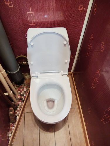 Установка напольного унитаза