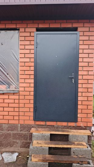 Установка входной двери весом до 95 кг