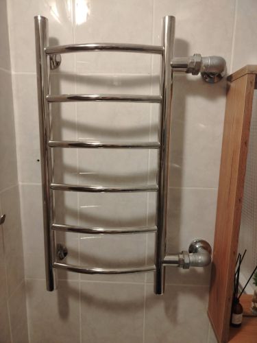 Монтаж водяного полотенцесушителя на готовую подводку (без подгонки)