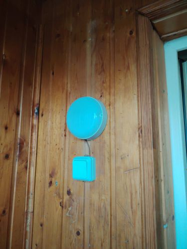 Монтаж и подключение настенно-потолочного светильника