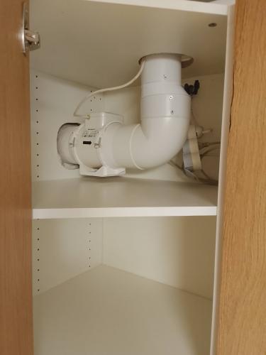 Демонтаж столешницы из ДСП без сохранения Демонтаж ящика кухонного гарнитура без сохранения Демонтаж мойки со смесителем с сохранением