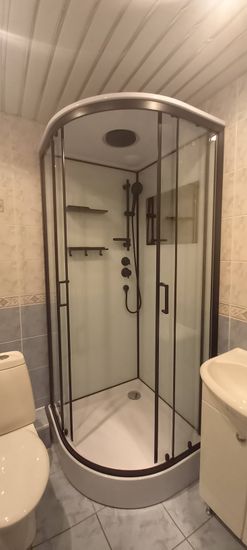 Завершены работы: заменены уплотнители, устранены протечки, отрегулирована арматура, проверена герметичность соединений, установлены новые крепления, очищены поверхности.