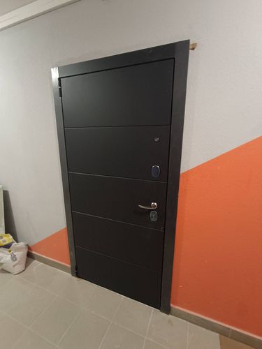 Установка входной двери весом до 95 кг