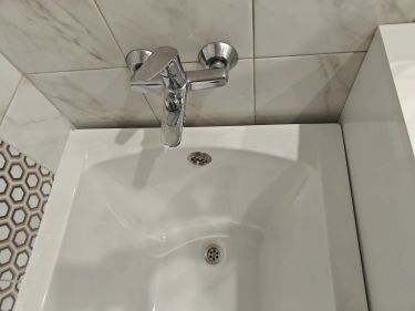 Установка акриловой/стальной ванны