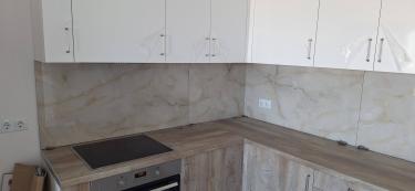 Снятие одного слоя обоев и клея с стен