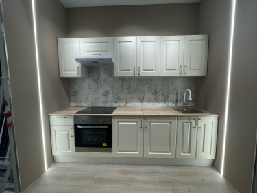 Сборка и установка кухонного каркаса Установка стеновой панели МДФ/ДСП Установка и подключение электрической варочной поверхности