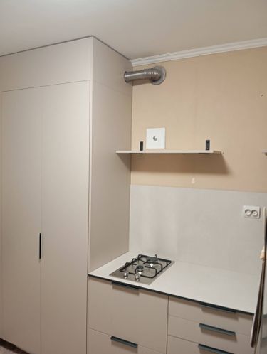 Навеска полки