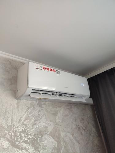 Установка сплит системы 7-9 kBTU (одноэтапный монтаж)