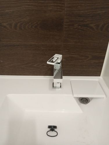 Установка смесителя (на готовые коммуникации)