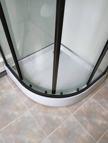 Установка душевой кабины шириной до 90 см