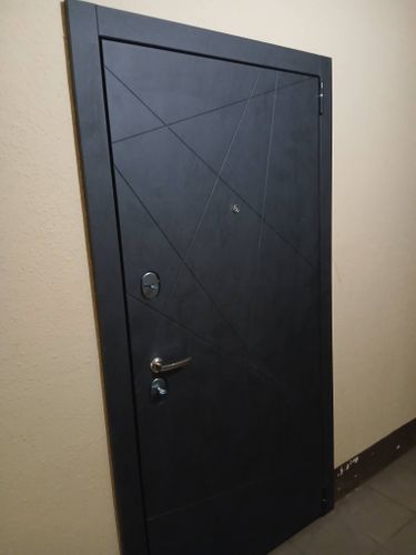 Установка входной двери весом до 95 кг