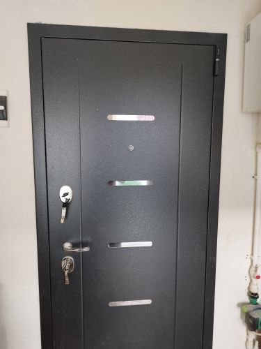 Установка входной двери весом до 95 кг