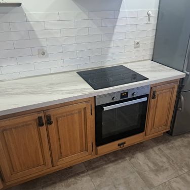 Установка и подключение врезной мойки Установка и подключение смесителя Установка столешницы ДСП