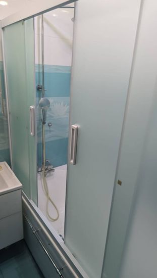 Установка ширмы на ванну шириной свыше 111 см