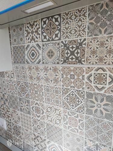 Установка и подключение электрической варочной поверхности Установка и подключение встраиваемого электрического духового шкафа Монтаж/демонтаж розетки/выключателя