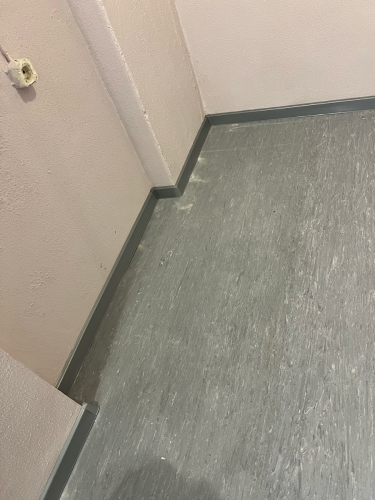 Укладка линолеума на клей более 15 кв.м