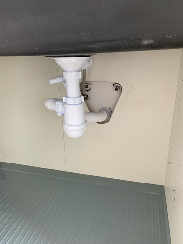 Установка и подключение врезной мойки