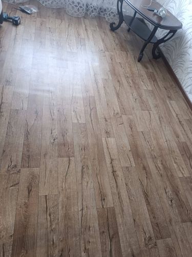 Монтаж пластикового плинтуса