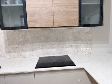 Выезд мастера за пределы зоны бесплатного выезда Установка стеновой панели из искусственного камня