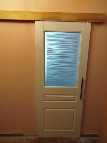 Установка межкомнатной одностворчатой раздвижной навесной двери без отделки проема