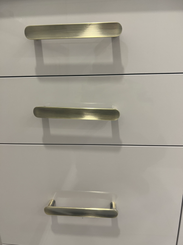 Выезд мастера за пределы зоны бесплатного выезда Замена фасадов