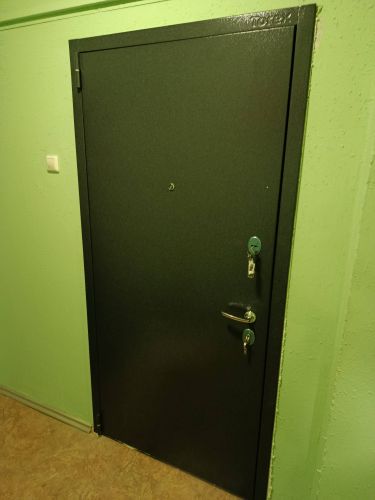 Установка входной двери весом до 95 кг