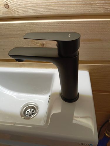 Установка смесителя (на готовые коммуникации)