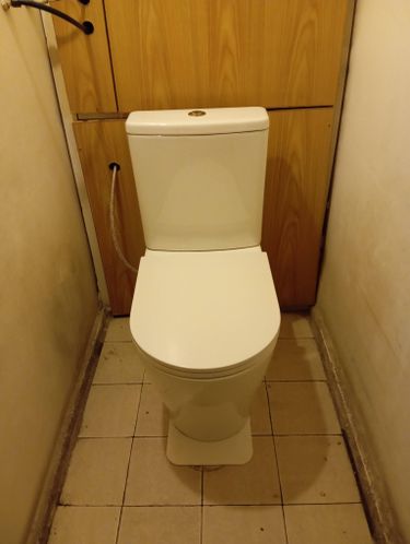 Установка напольного унитаза