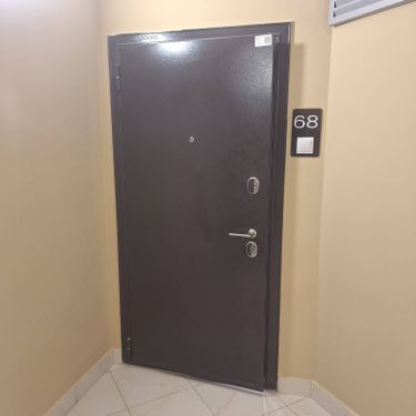 Установка входной двери весом до 95 кг