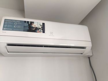 Установка сплит системы 7-9 kBTU (одноэтапный монтаж)