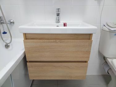 Установка отдельностоящей стиральной машины с подключением