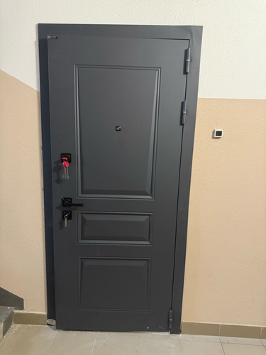 Установка входной двери весом до 95 кг