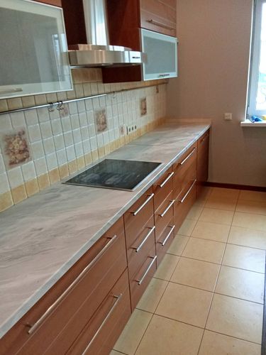 Установка и подключение врезной мойки Установка столешницы ДСП Установка и подключение смесителя