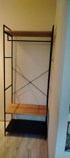 Сборка и установка настенной вешалки