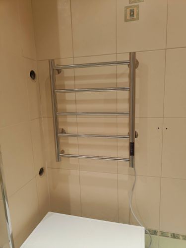 Монтаж электрического полотенцесушителя