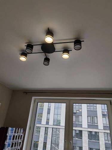 Установка люстры в сборке