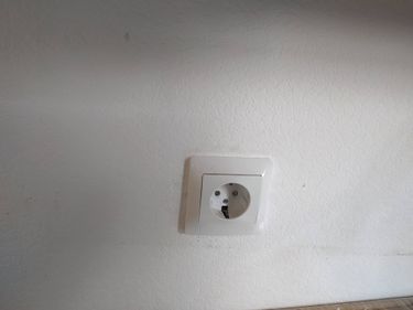 Ремонт розетки/выключателя