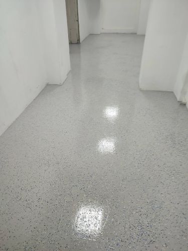 Покраска пола