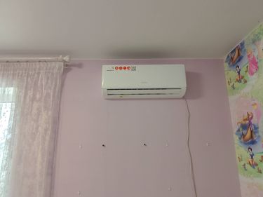 Установка сплит системы 7-9 kBTU (одноэтапный монтаж)