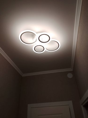 Установка люстры в сборке