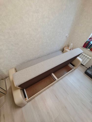 Сборка прямого дивана