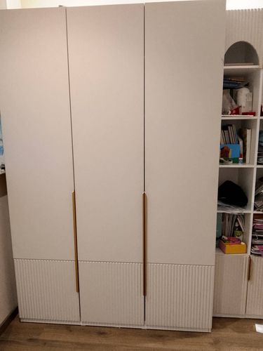 Ремонт дверцы шкафа