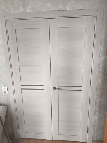 Установка межкомнатной двухстворчатой двери